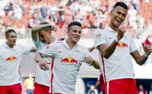  德甲新军上演逆袭好戏跻身欧联资格区  