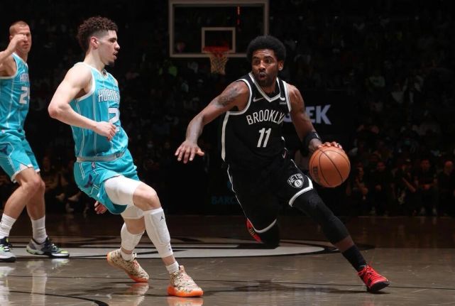  欧文回归首秀砍准三双数据  